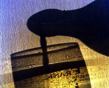 Το «έξυπνο» ποτήρι για να απολαμβάνετε το ποτό σας παρουσιάζει ιαπωνική εταιρεία