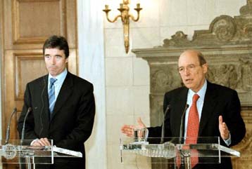 Πίεση στο Ισραήλ ώστε να συμμορφωθεί με τις αποφάσεις του ΟΗΕ ζήτησε ο Κ.Σημίτης