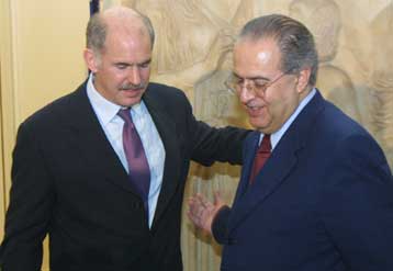 Την ενταξιακή πορεία της Κύπρου και το Μεσανατολικό συζήτησαν Παπανδρέου – Κασουλίδης