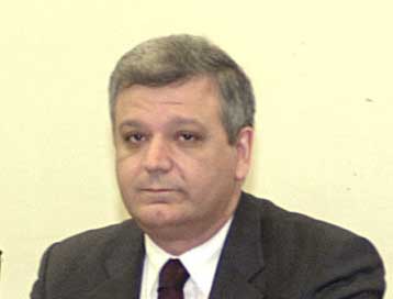 Την «υποκουλτούρα και τηλεσκουπίδια» των καναλιών καυτηρίασαν οι πολιτικές νεολαίες