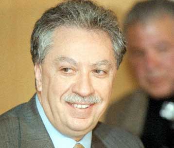 Διπλή κρούση είχε κάνει η Εθνική για «γάμο» με την Πειραιώς, αποκαλύπτει ο Μ.Σάλλας