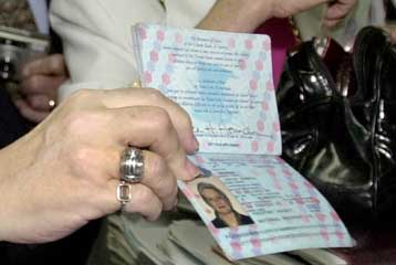 Δυσκολότερη θα είναι πλέον η πλαστογράφηση του διαβατηρίου των ΗΠΑ