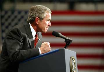 Μόνο ένας στους τέσσερις Αμερικανούς εγκρίνει τους χειρισμούς του Τζορτζ Ο. Μπους