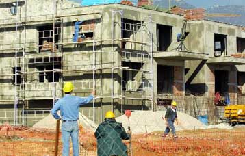 Αύξηση 12% σημείωσε η οικοδομική δραστηριότητα το 2001