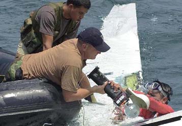 Τουλάχιστον 23 νεκροί και 50 αγνοούμενοι από πυρκαγιά σε πλοίο στις Φιλιππίνες