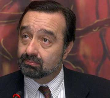 Με τον πρωθυπουργό συναντήθηκε ο πρόεδρος της Επιτροπής Κεφαλαιαγοράς