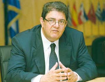 Συμβούλους για την αναζήτηση ιδιωτικών κεφαλαίων θα προσλάβει η Ολυμπιακή