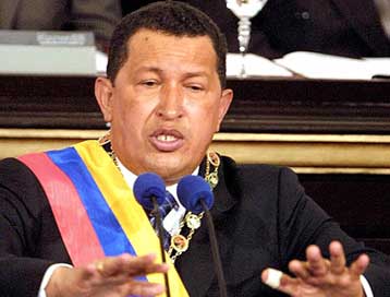 Παρελθόν αποτελεί για τη Βενεζουέλα ο Ούγκο Τσάβες – Ορίστηκε μεταβατικός πρόεδρος