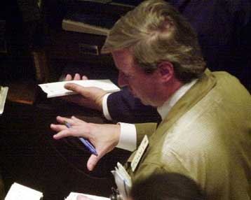 Με κέρδη άνοιξαν Nasdaq και Dow Jones την Παρασκευή