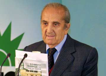 Στο Ιατρικό Κέντρο Αθηνών διακομίστηκε ο Ευάγγελος Γιαννόπουλος