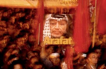 Ξεκίνησαν οι κρίσιμες συνομιλίες Πάουελ – Αραφάτ στη Ραμάλα