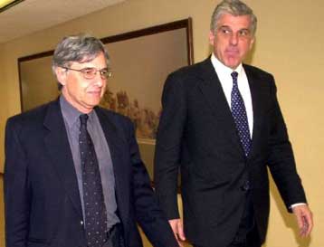 Τα αίτια της δυσμενούς εικόνας της κυβέρνησης αναζητούν Γ.Παπαντωνίου και Τ.Γιαννίτσης