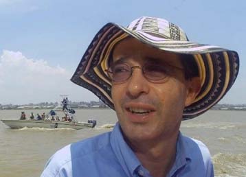 Έκρηξη βόμβας στην Κολομβία, με στόχο τον κύριο υποψήφιο για την προεδρία της χώρας