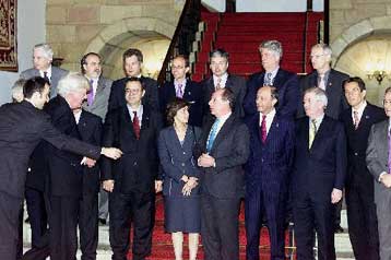 Η Ευρωπαϊκή Ένωση εντείνει τις προσπάθειες για την εταιρική διαφάνεια