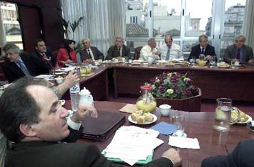 Σε αυξήσεις 5,4% για το 2002 και 3,9% για το 2003 συμφώνησαν ΓΣΕΕ και εργοδότες