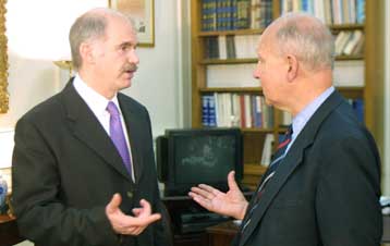 Να στηρίξει τις συνομιλίες Κληρίδη – Ντενκτάς η Τουρκία, ζητά το Συμβούλιο Σύνδεσης