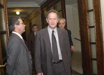 Ριζικές αλλαγές στις προσλήψεις στο Δημόσιο – Μοριοδότηση των συμβασιούχων