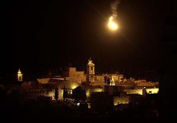 Έληξε, αλλά μόνο για δύο άτομα, η παραμονή στη Βασιλική της Γεννήσεως