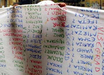 Τριγμοί στην κυβέρνηση της Ολλανδίας, στον απόηχο της έκθεσης για τη Σρμπρένιτσα