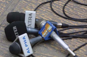 Κοινοβουλευτική παρέμβαση στη λειτουργία των ΜΜΕ ζητούν 30 βουλευτές