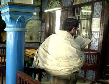 Ελεύθερος αφέθηκε από τις γερμανικές Αρχές ο ύποπτος για την έκρηξη σε εβραϊκή συναγωγή