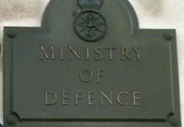 Η δημοσιοποίηση απόρρητων εγγράφων για την ατομική βόμβα προβληματίζει τους Βρετανούς