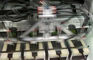 Συρρικνώθηκαν οι ζημίες της Motorola το πρώτο τρίμηνο