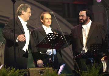 Κοινή συναυλία των τριών τενόρων στην τελετή λήξης του Παγκόσμιου Κυπέλου Ποδοσφαίρου