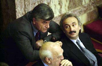 Αποχώρησε η αντιπολίτευση από τη συζήτηση του άρθρου για τα ολυμπιακά ακίνητα