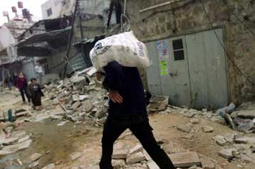 Η ειρήνη δεν είναι ακατόρθωτη, λέει ο Αμος Οζ· χρειάζεται όμως θάρρος και δεσμεύσεις