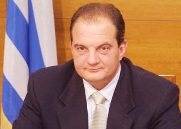 Δεν γίνεται δεκτό το κείμενο της Αγκυρας για ευρωστρατό, επανέλαβε ο Κ.Καραμανλής