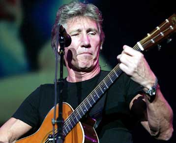 Μεγάλη συναυλία του Ρότζερ Γουότερς στη Βηρυττό μπροστά σε 7.000 θαυμαστές του