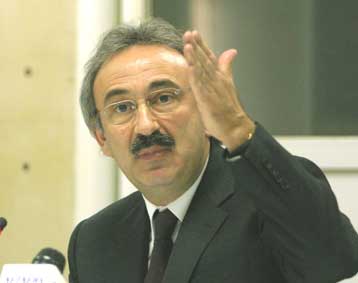 Για προσπάθεια παραπληροφόρησης των βουλευτών κατηγορεί την κυβέρνηση η ΝΔ