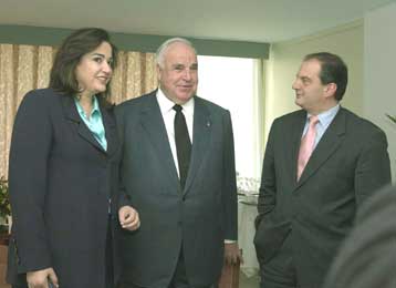 Το μελλον της Ευρωπαϊκής Ένωσης βρέθηκε στο επίκεντρο της συνάντησης Καραμανλή – Κολ