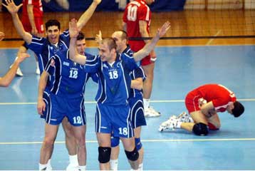 «Ζωντανός» ο Ηρακλής στην υπόθεση τίτλος της Α1 βόλεϊ ισοφάρισε σε 2-2 τον Ολυμπιακό