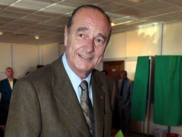 Ο Σιράκ καλεί τους Γάλλους να υπερασπιστούν τις αξίες του έθνους και τη Δημοκρατία