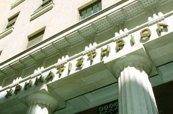 Απώλειες 15,45% καταγράφει το ΧΑΑ από τις αρχές του έτους