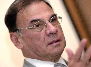 Ενισχύεται το πετρέλαιο, καθώς ο γγ του ΟΠΕΚ επιστρέφει στη Βενεζουέλα