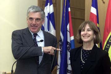 Ο ευρωστρατός κυριάρχησε στη συνάντηση Παπαντωνίου και Αμερικανίδας υφ.Εξωτερικών