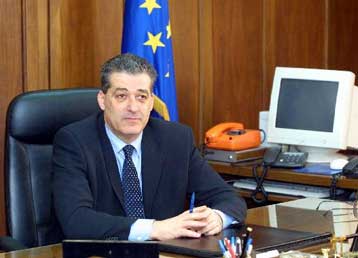 Αυξήσεις 6,5% στα δίδακτρα, αντί 3,5%, διαπιστώνει το υπουργείο Ανάπτυξης