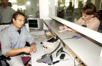 Στα λογιστήρια η εξόφληση του φόρου των μισθωτών