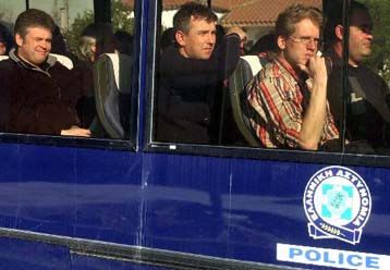 Αρχίζει την Τετάρτη η δίκη των Βρετανών και Ολλανδών «παρατηρητών αεροπλάνων»