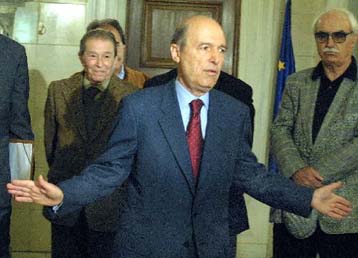 Ιδιαίτερης πολιτικής σημασίας οι εκλογές του Οκτωβρίου, εκτιμά ο Κ.Σημίτης