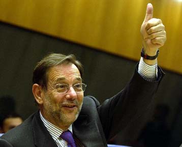 Για τη Μ.Ανατολή αναχωρεί ο Χ.Σολάνα, σχεδιάζοντας συνάντηση με Αραφάτ την Τετάρτη