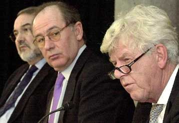 Ανάπτυξη 1,4% φέτος και 2,9% το 2003 προβλέπει για την ευρωζώνη η Κομισιόν