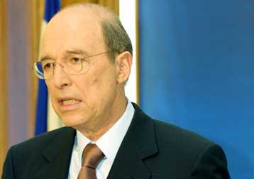 Η Ελλάδα δεν γυρίζει πίσω, δήλωσε ο Κ.Σημίτης, μετά τη συνεδρίαση του ΕΓ του ΠΑΣΟΚ