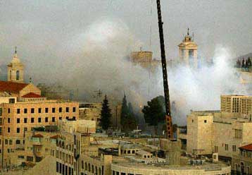 Ελεύθεροι αφήνονται οι ανήλικοι που βρίσκονται στο Ναό της Γεννήσεως