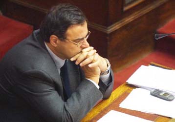 Με 141 ψήφους υπέρ και 132 κατά «πέρασε» το νομοσχέδιο για τα Ολυμπιακά ακίνητα