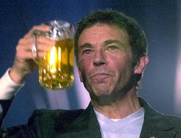 Έτοιμος για τη διεκδίκηση της αυστριακής καγκελαρίας δηλώνει ο Γεργκ Χάιντερ