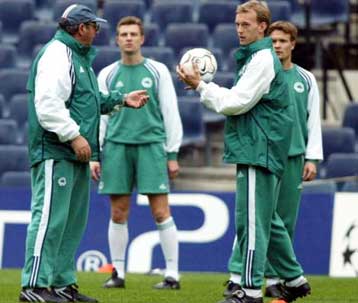 Την παραμονή του στον πάγκο του Παναθηναϊκού επιθυμεί ο Μαρκαριάν